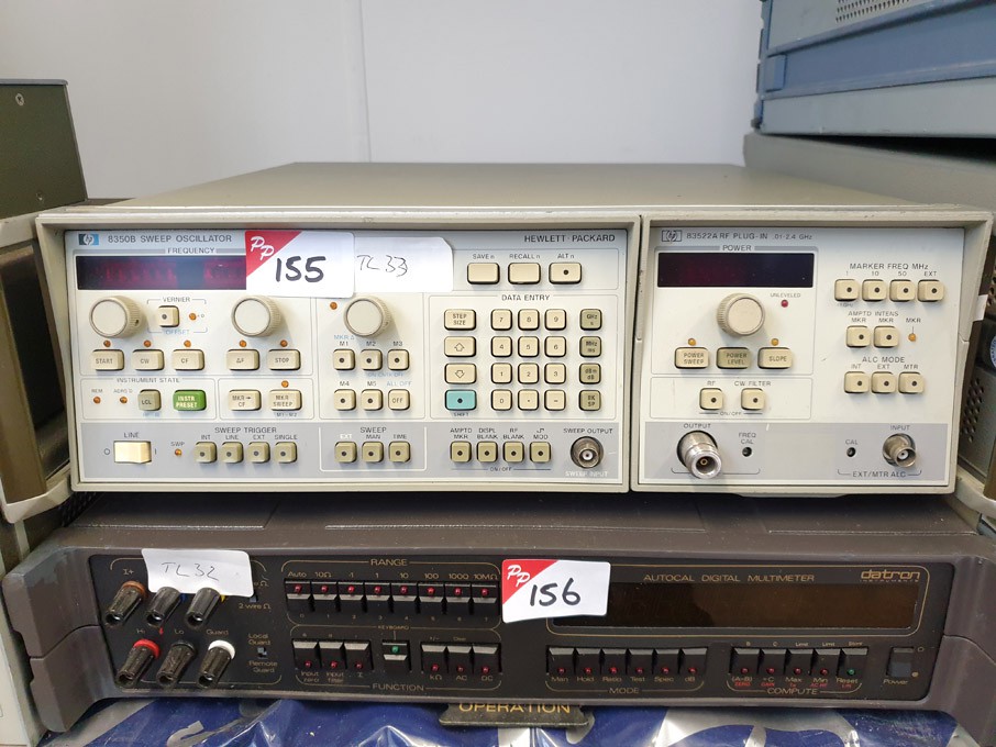 HP 8350B & 83522A sweep oscillator, 0.01 - 2.4GHz...