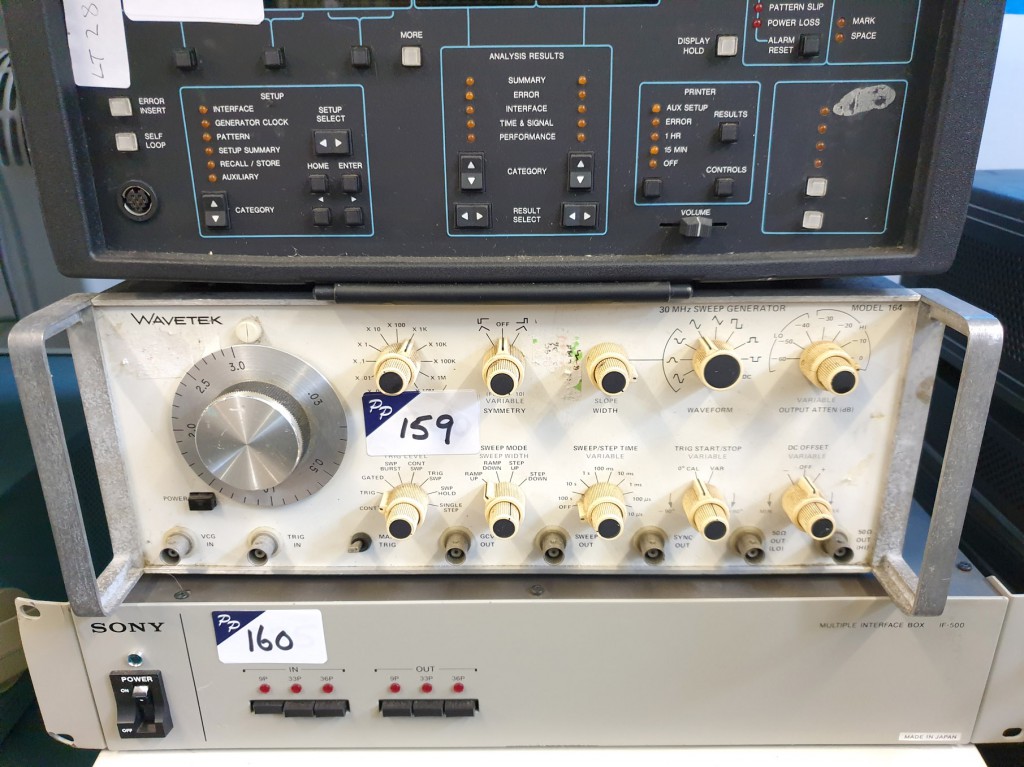 Wavetek 164 30Mz sweep generator