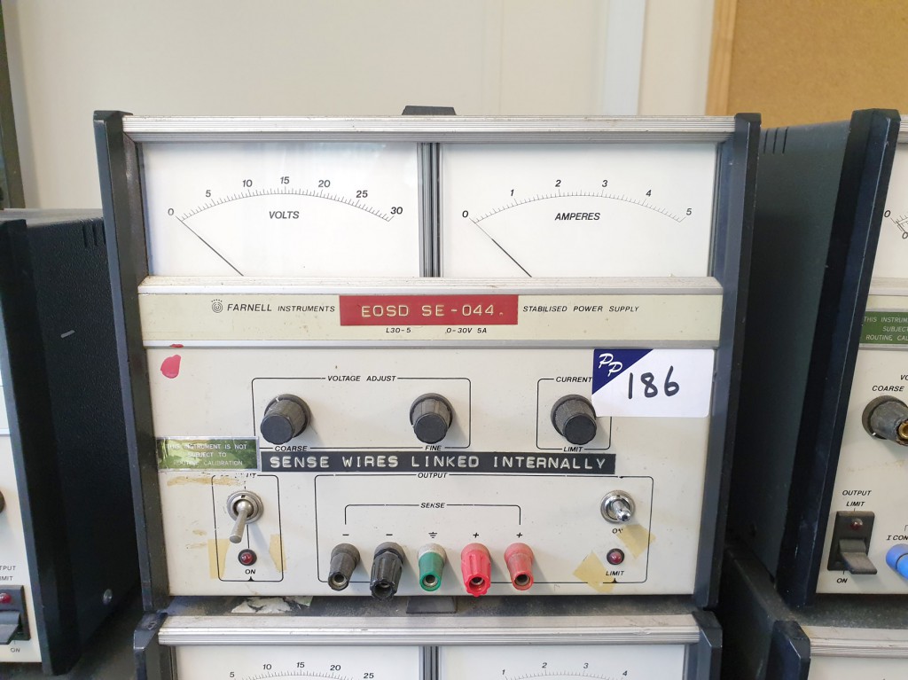 Farnell L30-5 power supply, 0-30v / 0-5A