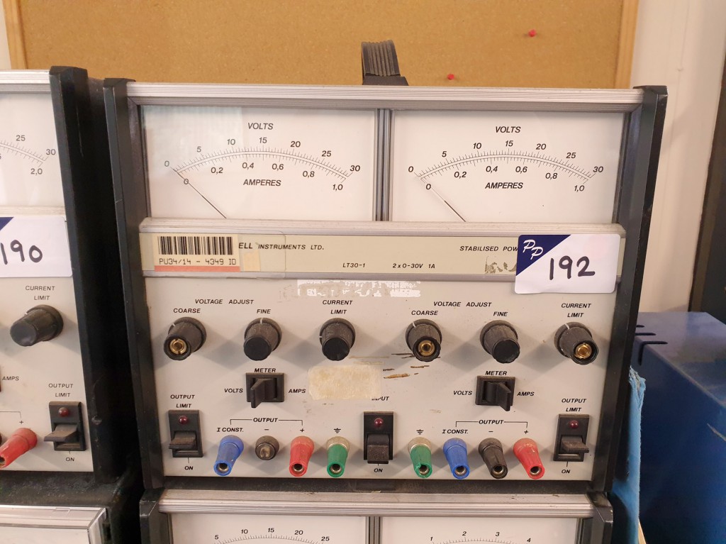 Farnell LT30-1 power supply, 0-30v / 0-1A twice wi...