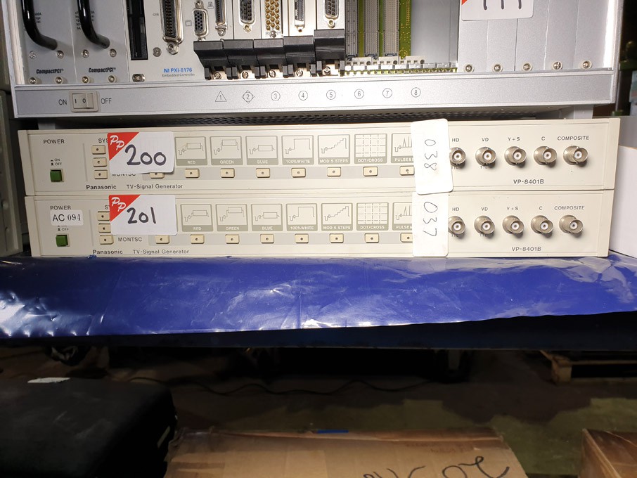 Panasonic VP8401B TV-signal generator - lot locat...