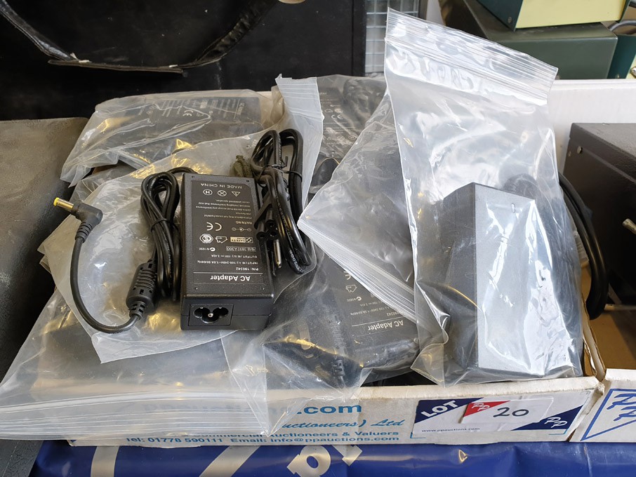 Qty various AC adaptors, PSU - lot located at: PP...