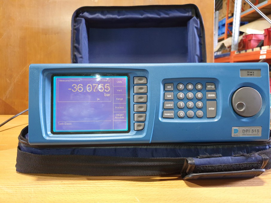 Druck DPI 515 pressure calibrator / controller in...