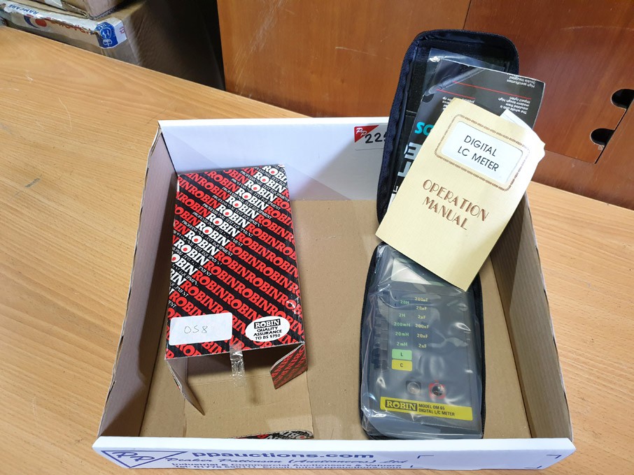 Robin OM65 digital L/C meter (boxed & unused) - lo...