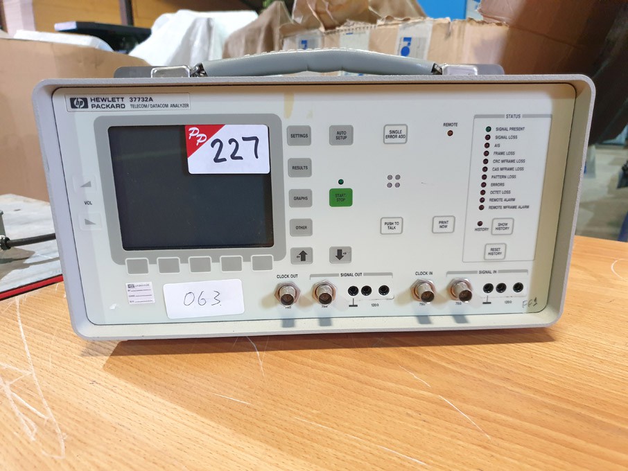 HP 37732A telecom / datacom analyser - lot located...