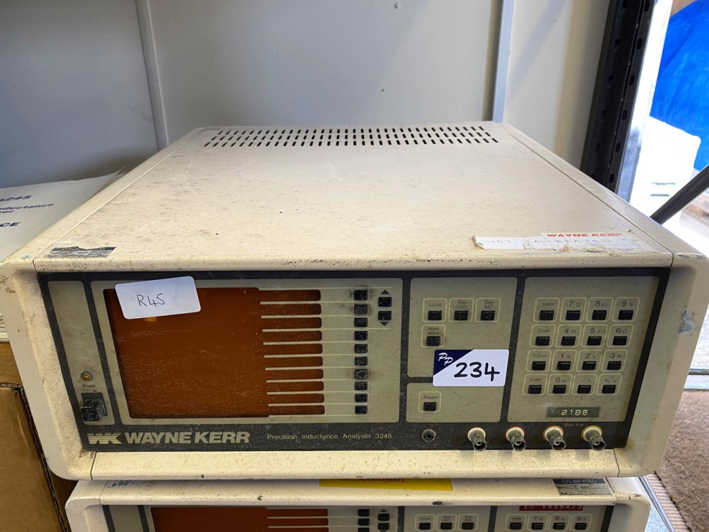 Wayne Kerr 3245 precision inductance analyser