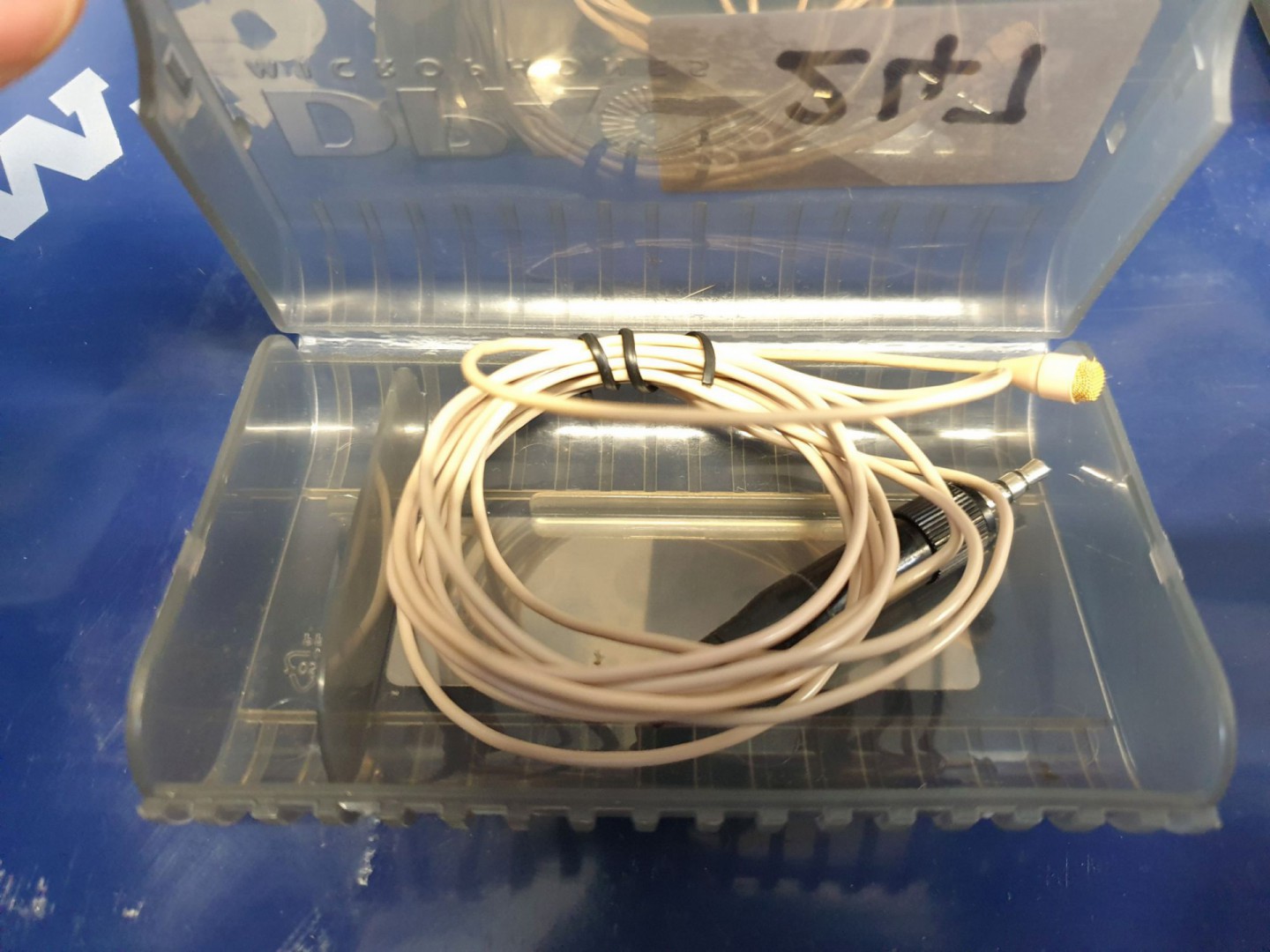 DPA 4061 beige miniature omnidirectional microphon...