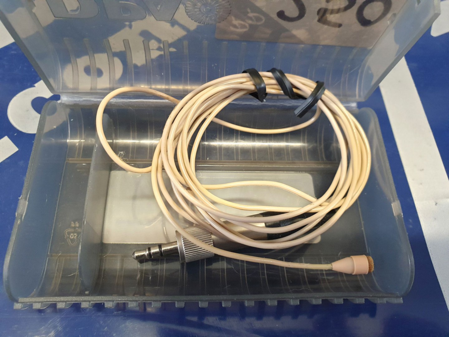 DPA 4061 beige miniature omnidirectional microphon...