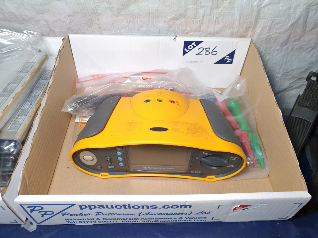 Fluke 1652 multi function tester