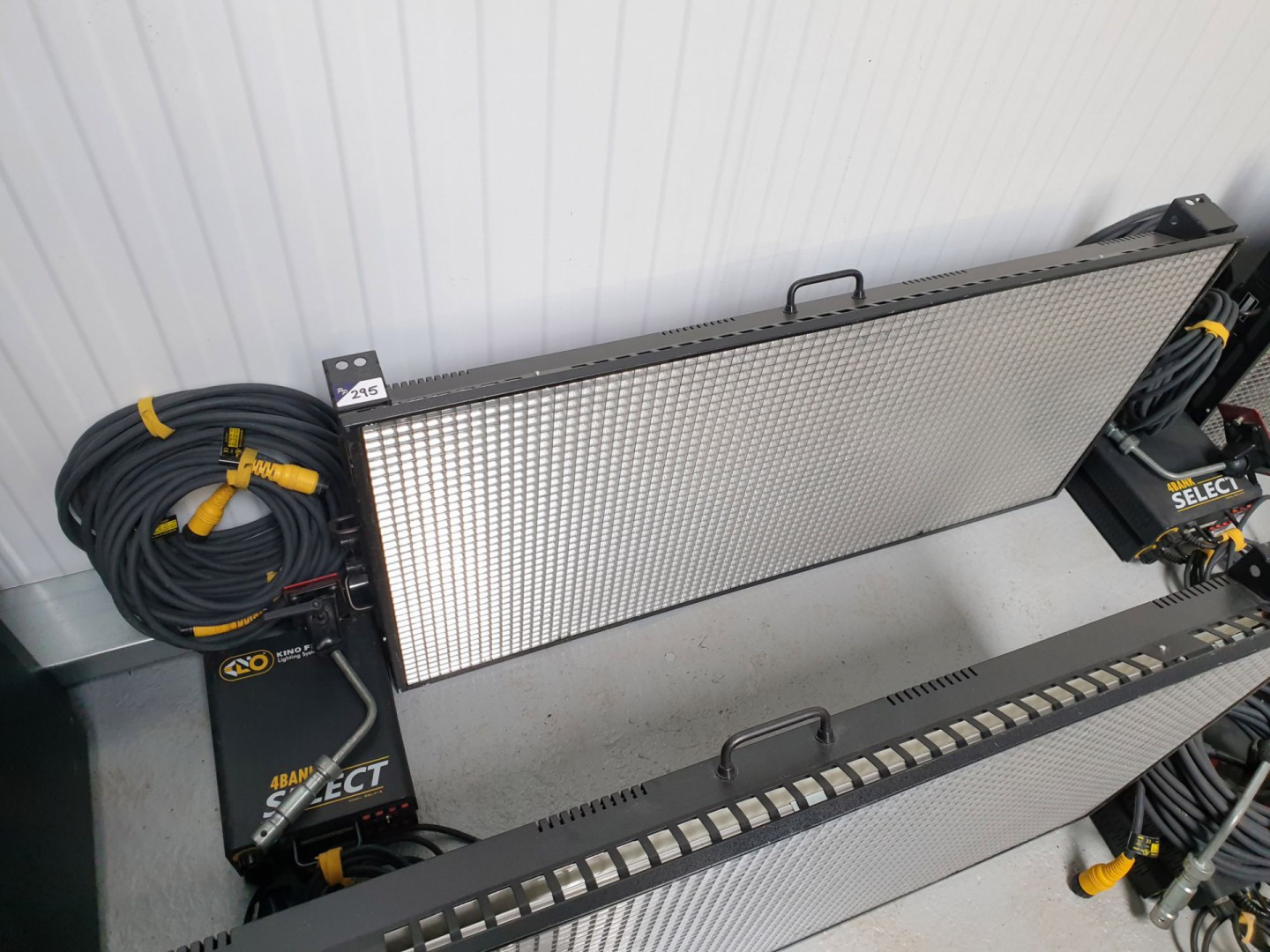Kino Flow flathead 80 studio light with 2x BAL-415...