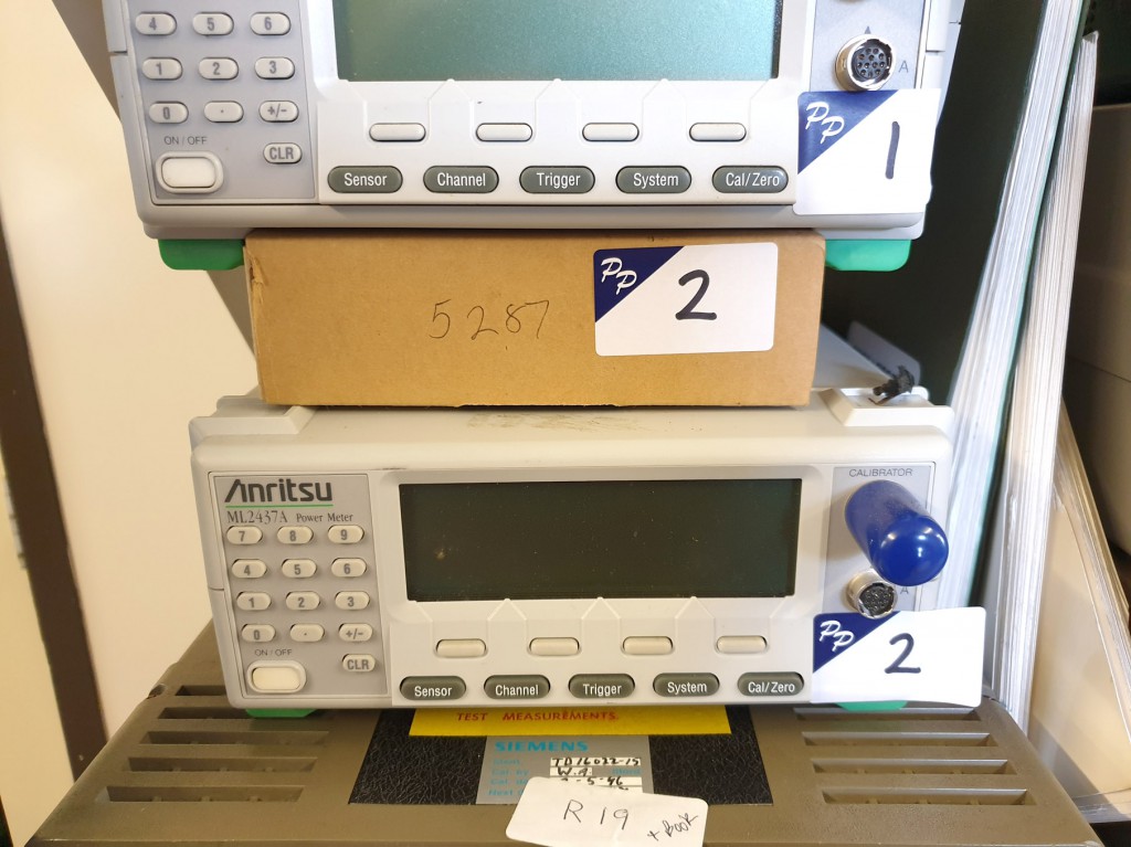 Anritsu ML2437A power meter, Anritsu MA242AB therm...