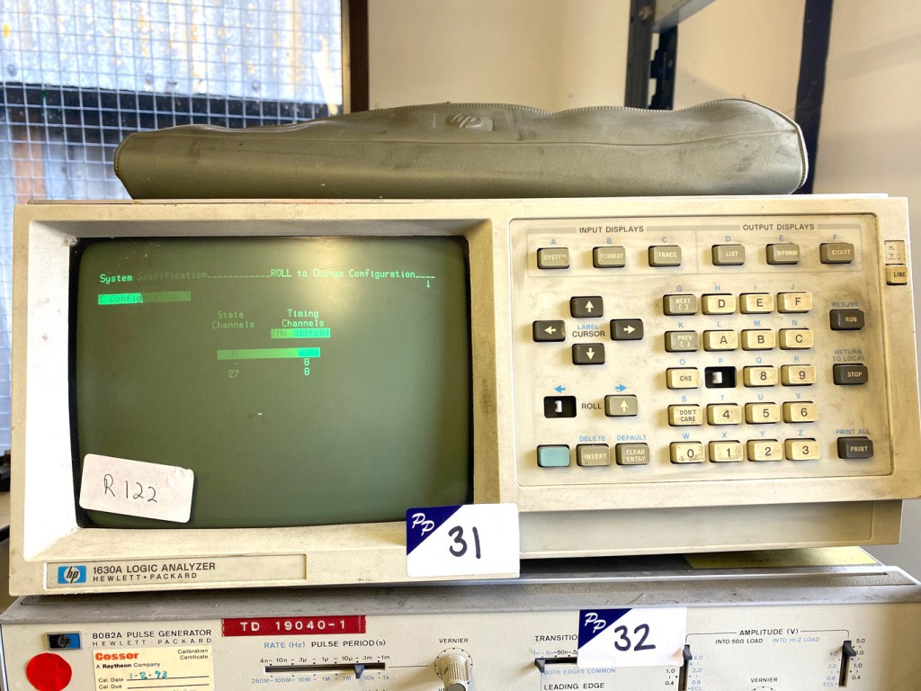 HP 1631A logic analyser with pods & grabbers