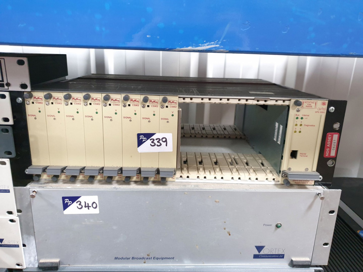 Avitel chassis with 8x Matthey CS902 video DA card...