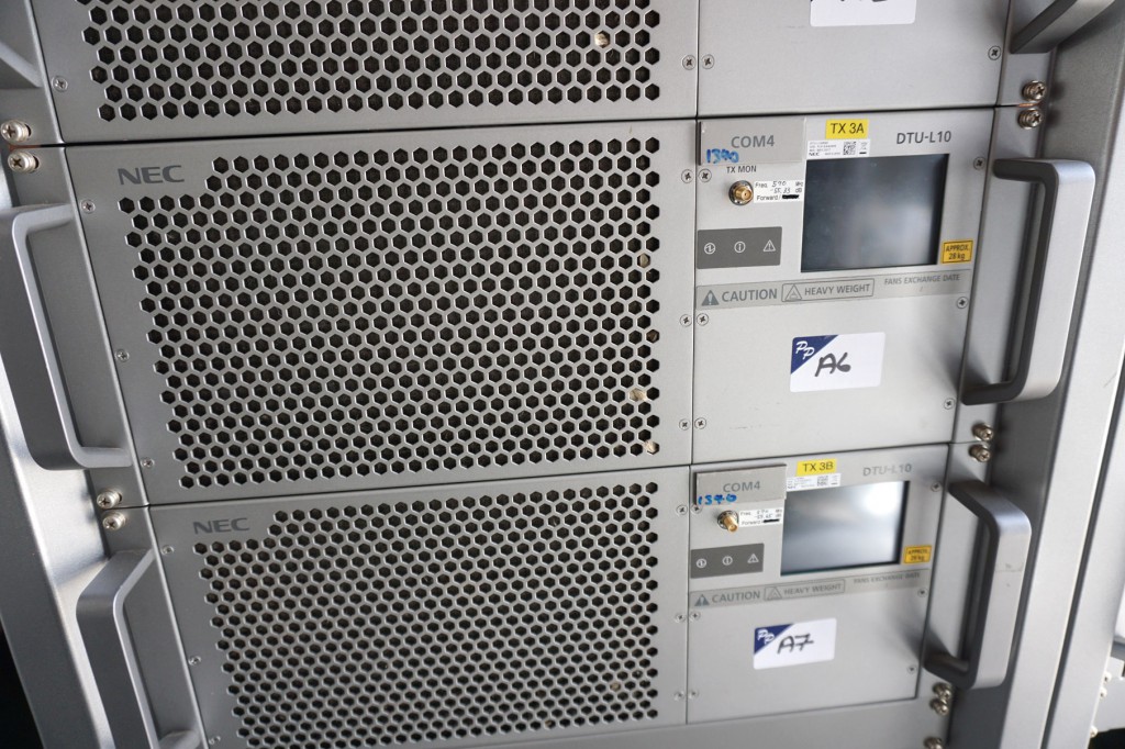 NEC DTU-L10/R6S 600W rack mounted transmitter, s/n...