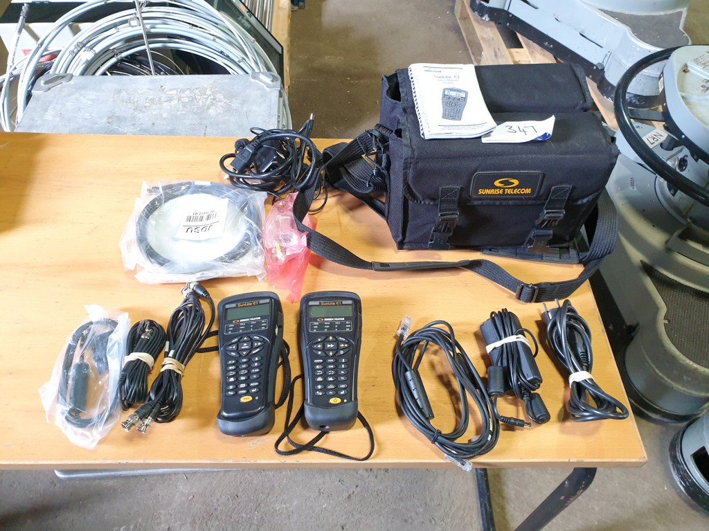 2x Sunrise telecom sunlite E1 tester in carry case