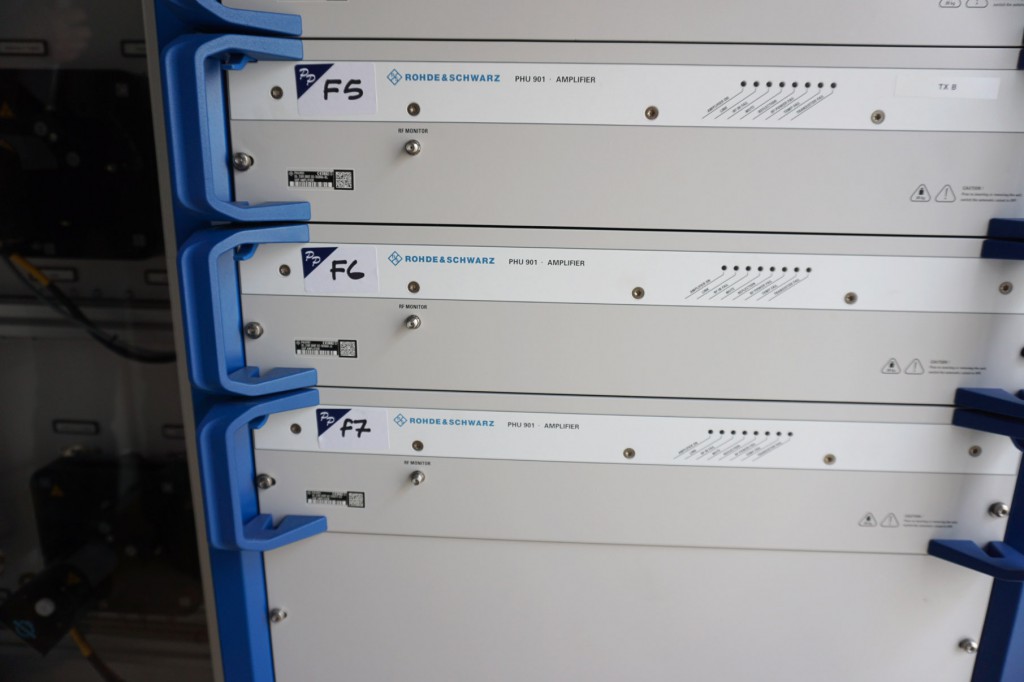 Rohde & Schwarz PHU901 rack type UHF amplifier (20...