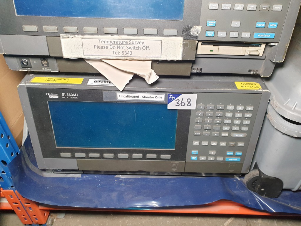 Solartron S1 3535D data logger