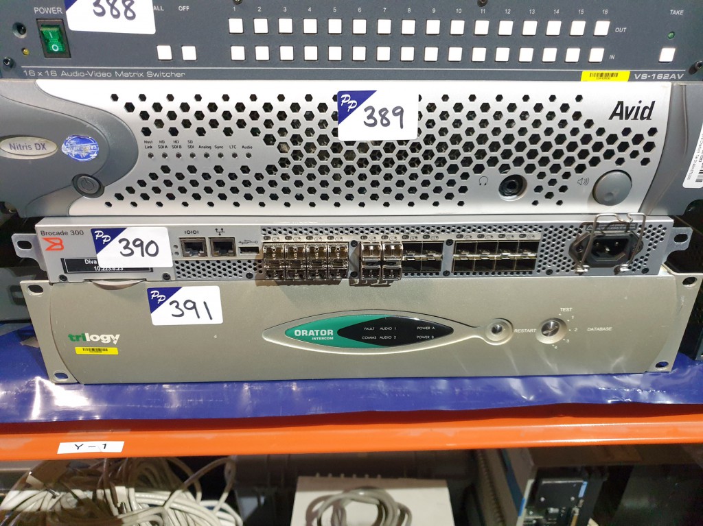 Brocade 300 network switch