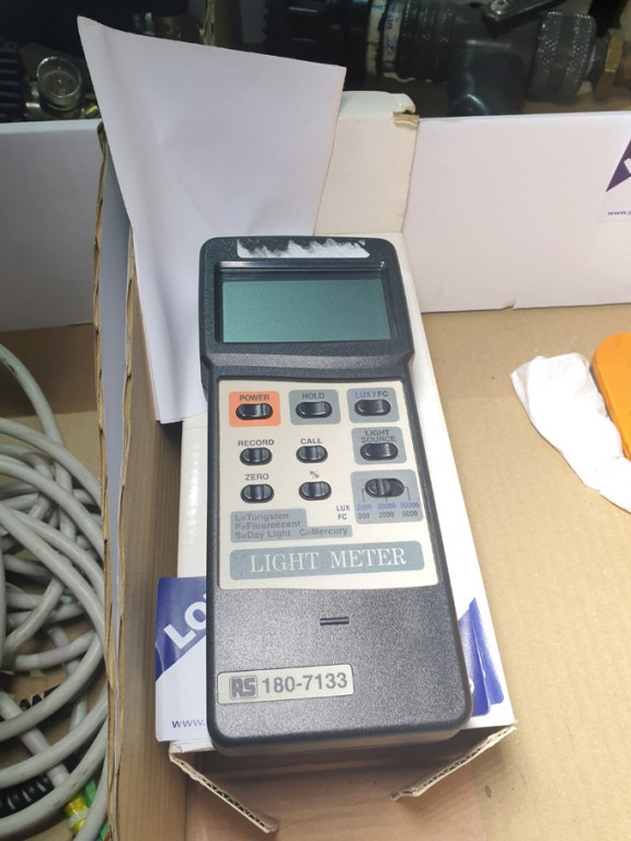 RS Components 180-7133 hand held light meter (boxe...