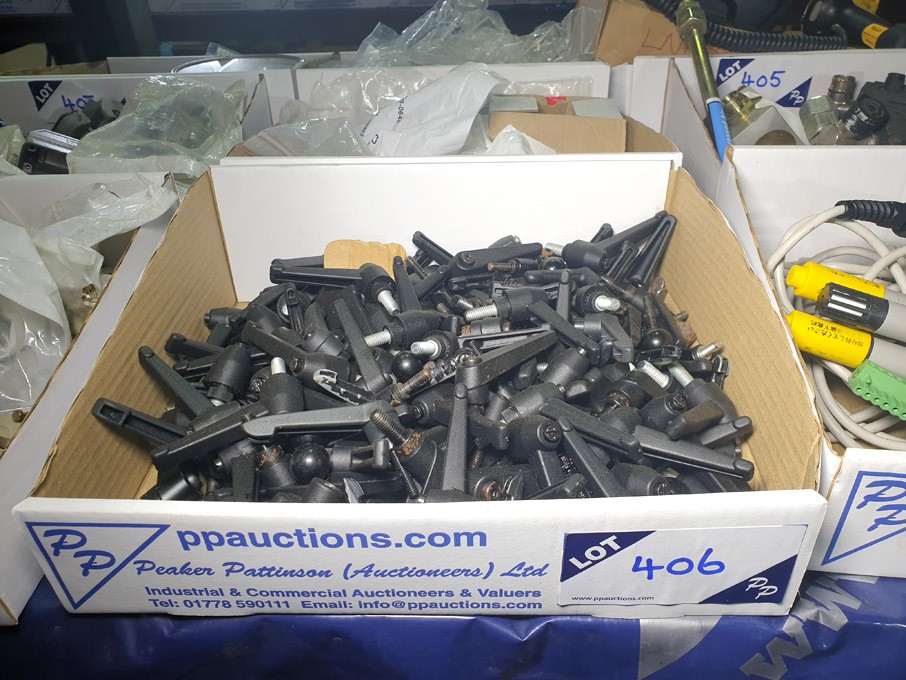 Qty various handles - lot located at: PP Saleroom,...