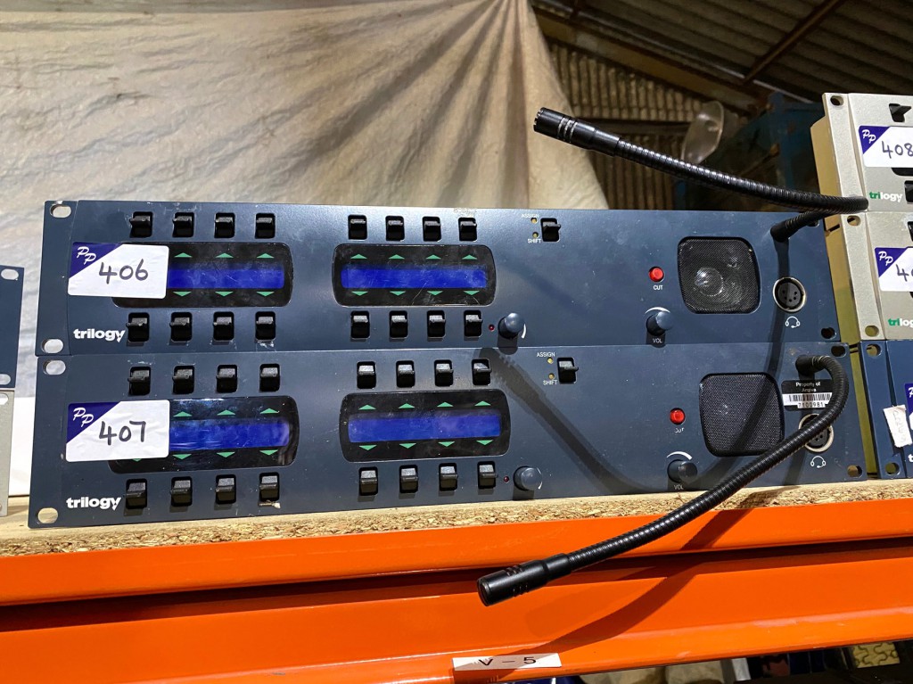 Trilogy Commander control panel