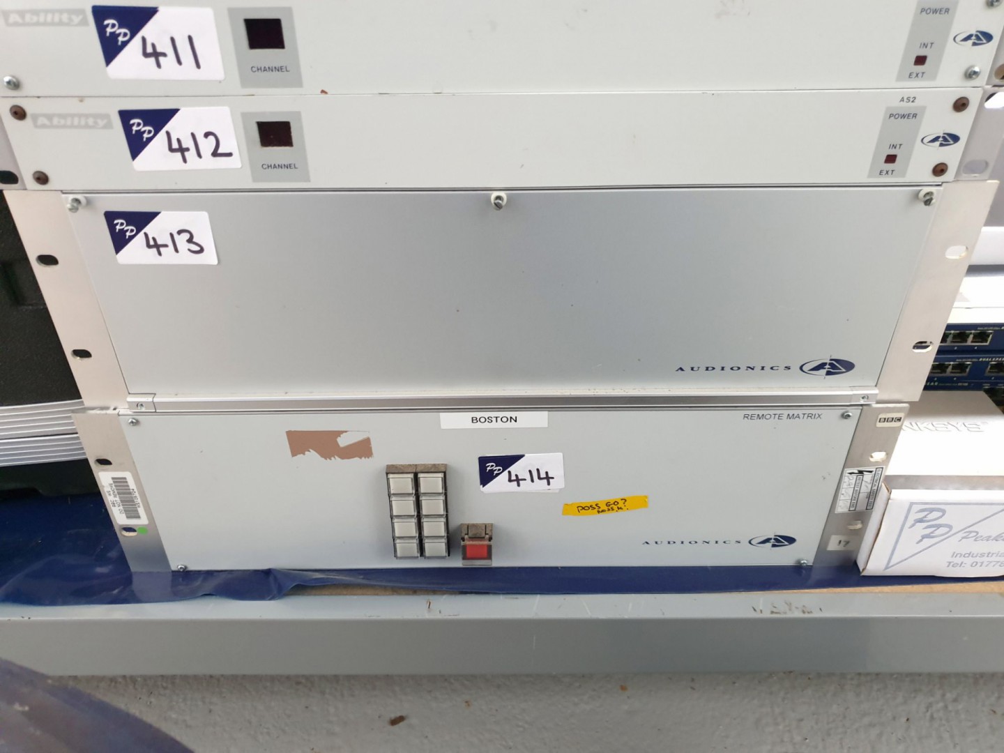 Audionics rack type chassis inc: 8x 1622 input mod...