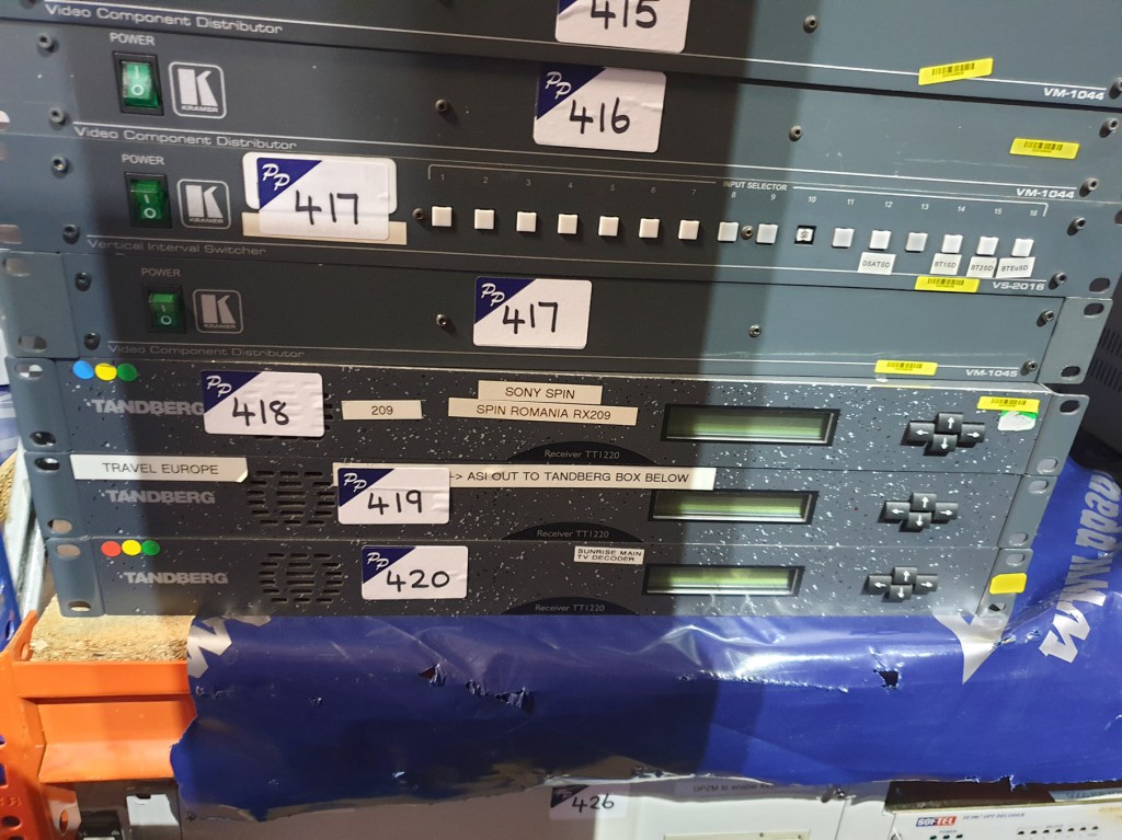 Tandberg TT1220 receiver