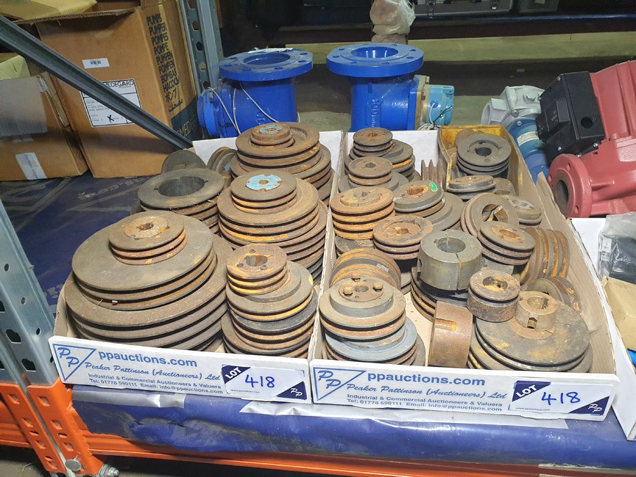 Qty various taper lock pullies & cores, 2 1/4" - 1...