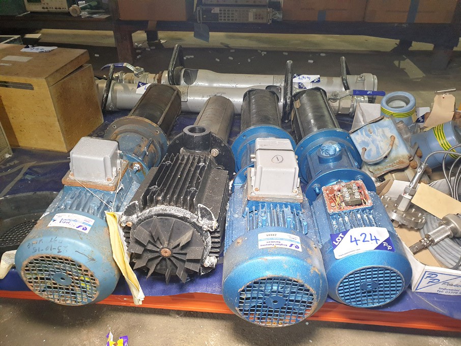 4x electric motor submersible pump units - lot loc...