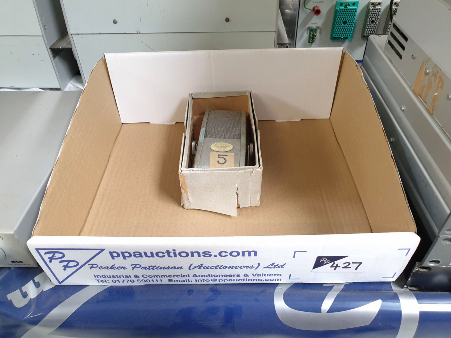 Lustraphone VR53 low impedance microphone (boxed)