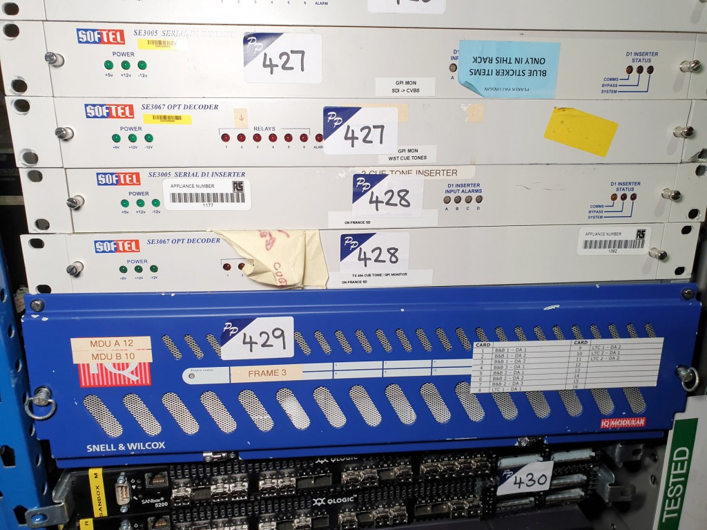 Softel SE3005 serial D1 inserter