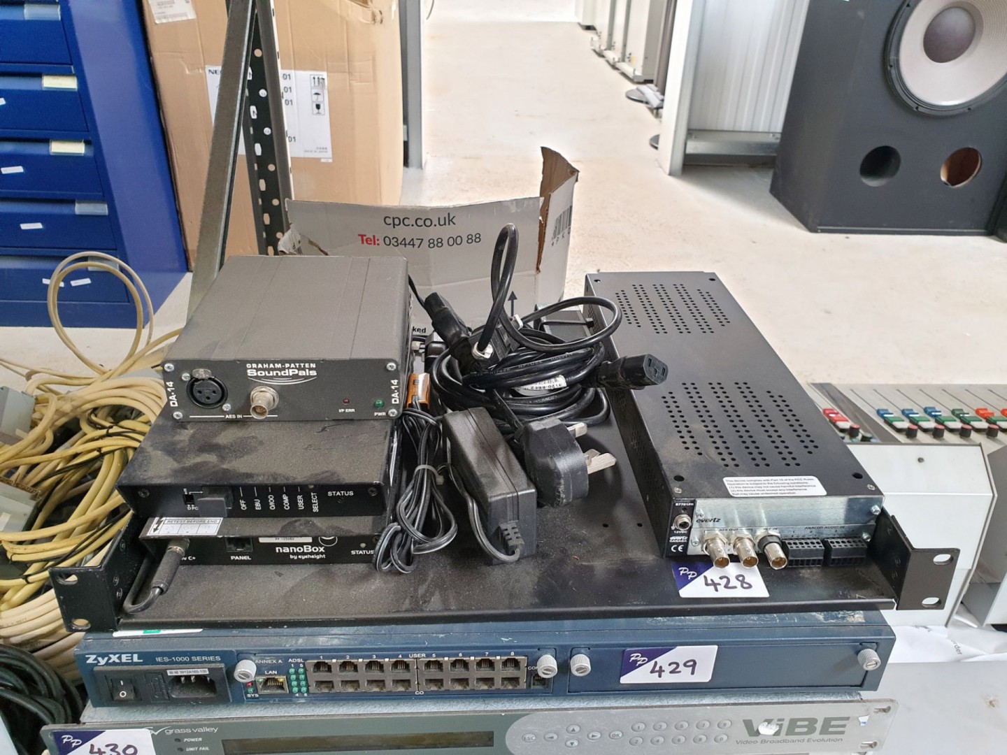 Qty various equipment inc: Graham-Pattern DA.14 so...