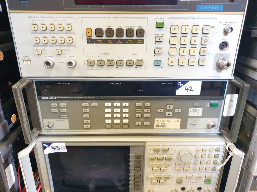 Fluke 6061A synthesised RF signal generator, 10kHz...