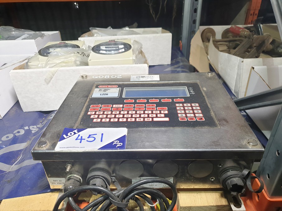 Avery Berkel L226 weigh bridge read out, 200kg min...