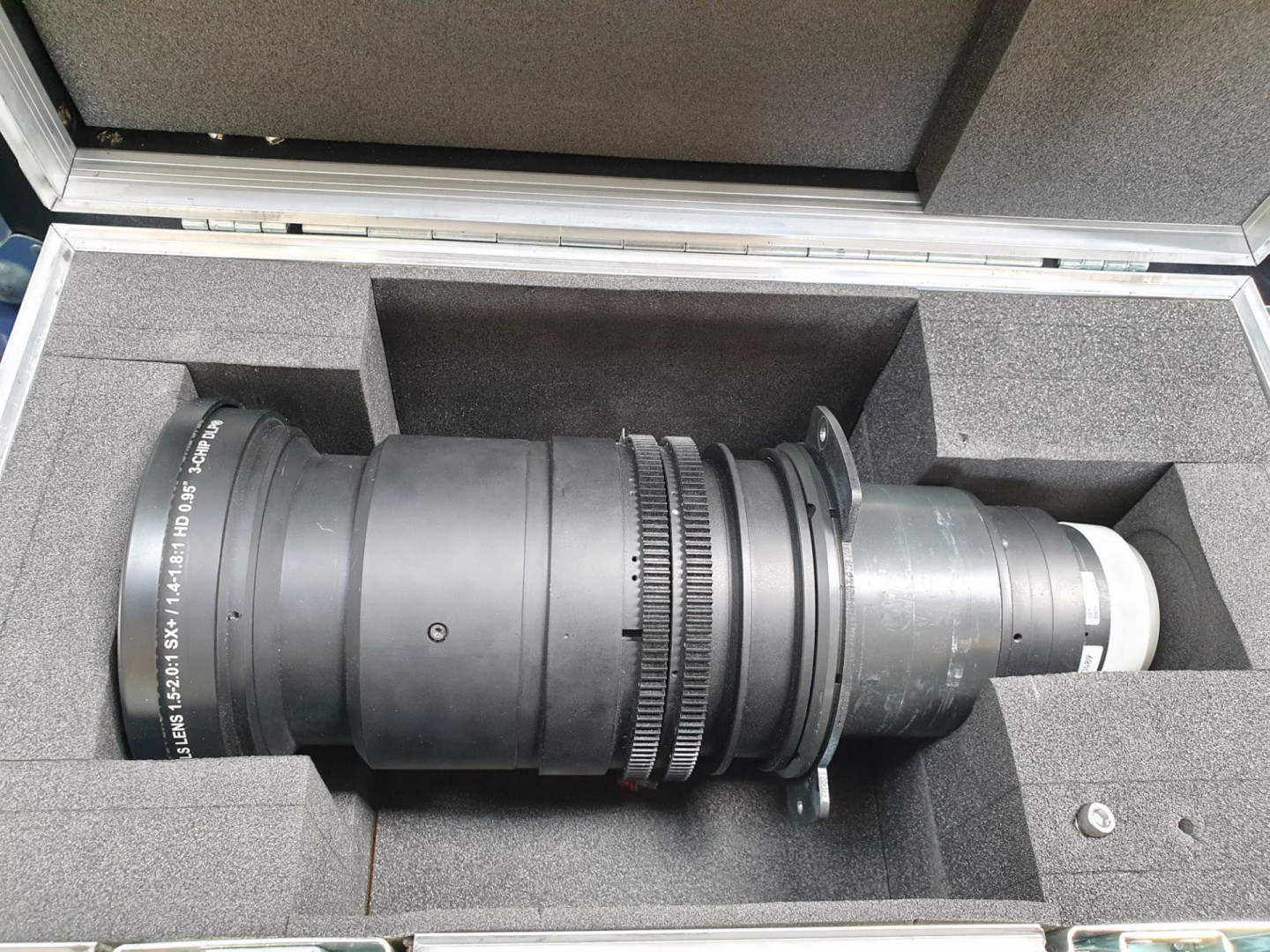 Christie ILS Lens, 1.5-2.0:1 SX+ / 1.4-1.8:1 HD, 0...