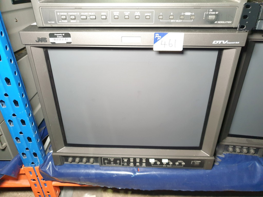 JVC DT-V1710CG CRT monitor