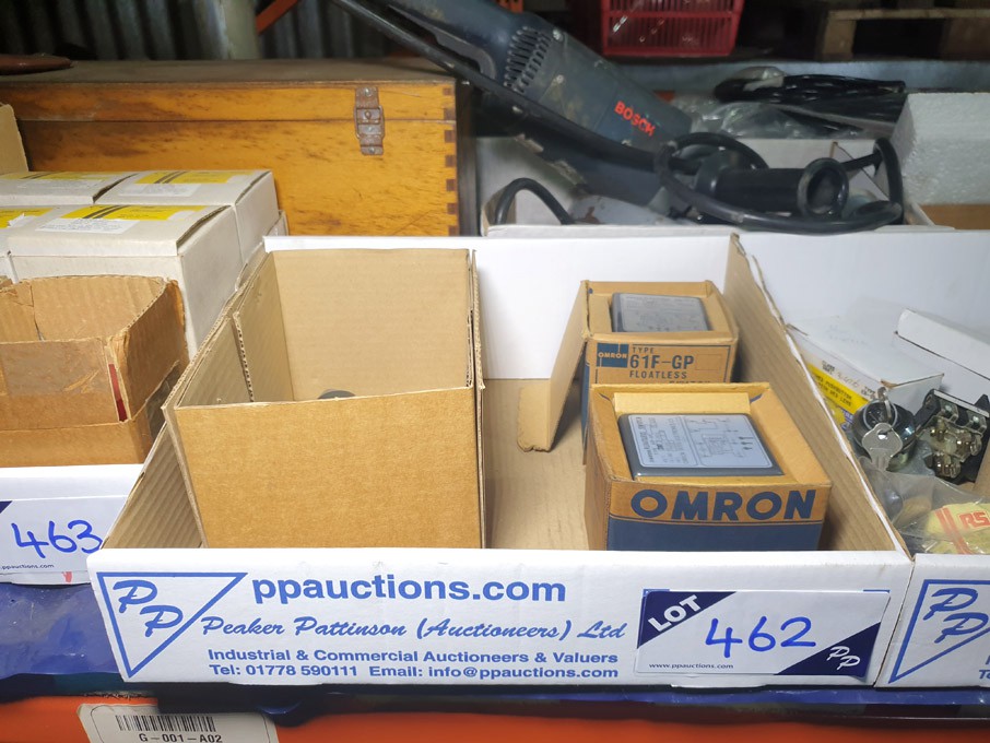 Apollo Ultrasonic oil level sensor, 2x Omron 61F-G...