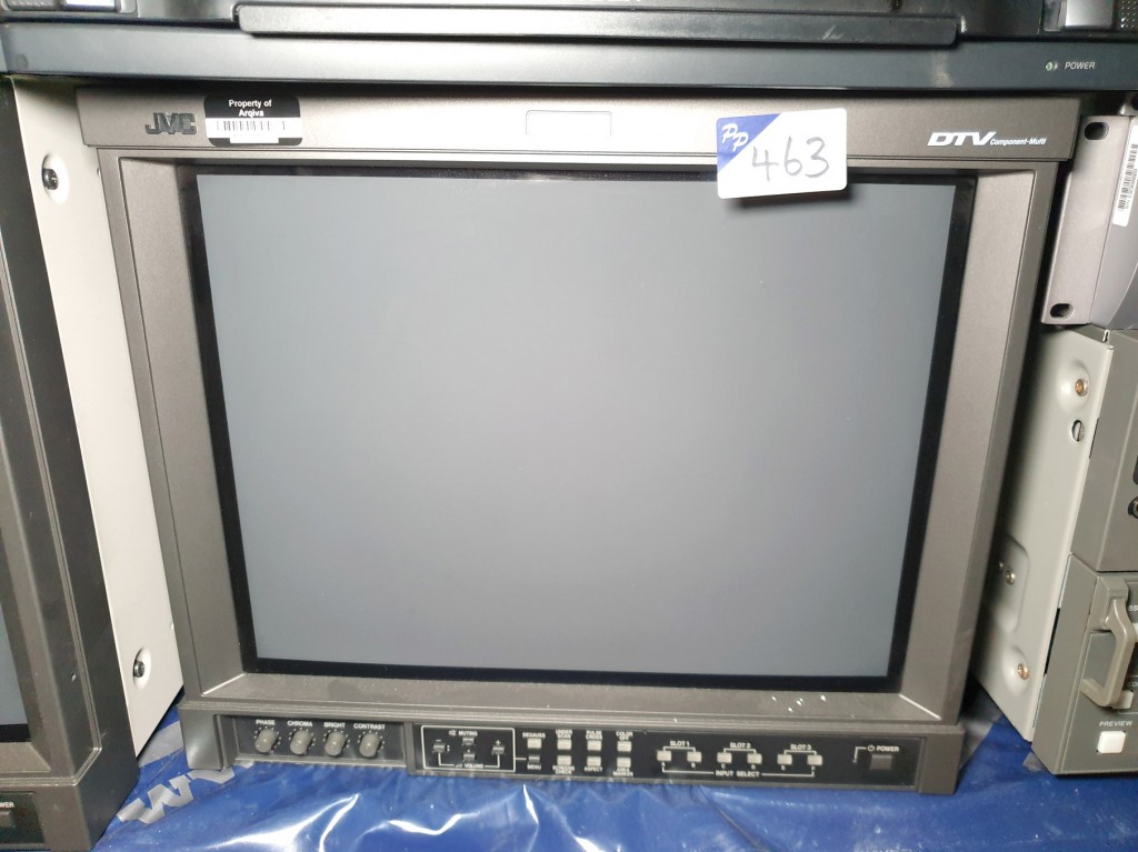 JVC DT-V1710CG CRT monitor