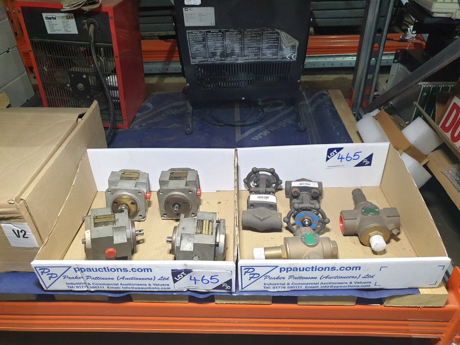 2x Steam valves, 2x Spirax Sarco valves, 4x Commer...