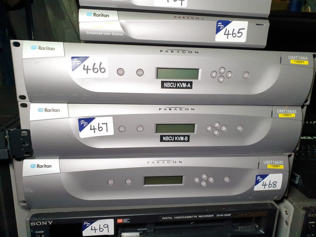 Raritan Paragon UMT1664 KVM switch