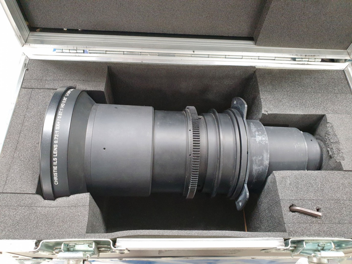 Christie ILS Lens, 0.73:1 SX+ / 0.67:1 HD, 0.95",...
