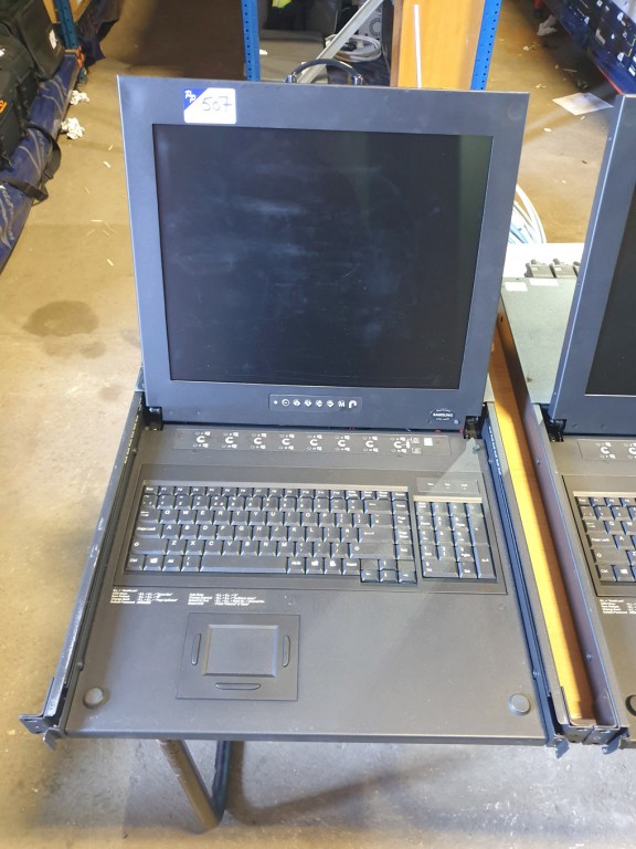 Austin Hughes RKP117-1601e rack mount monitor keyb...