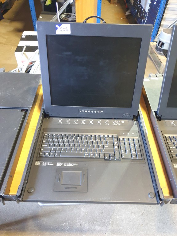 Austin Hughes RKP117-1601e rack mount monitor keyb...