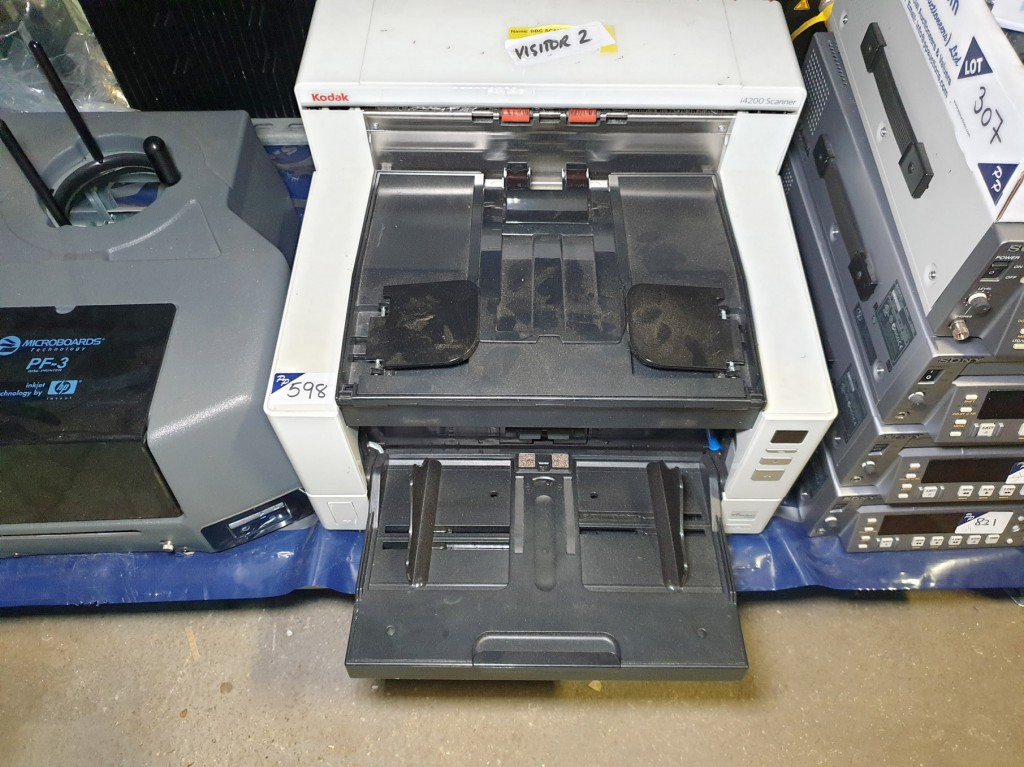 Kodak i4200 perfect page scanner