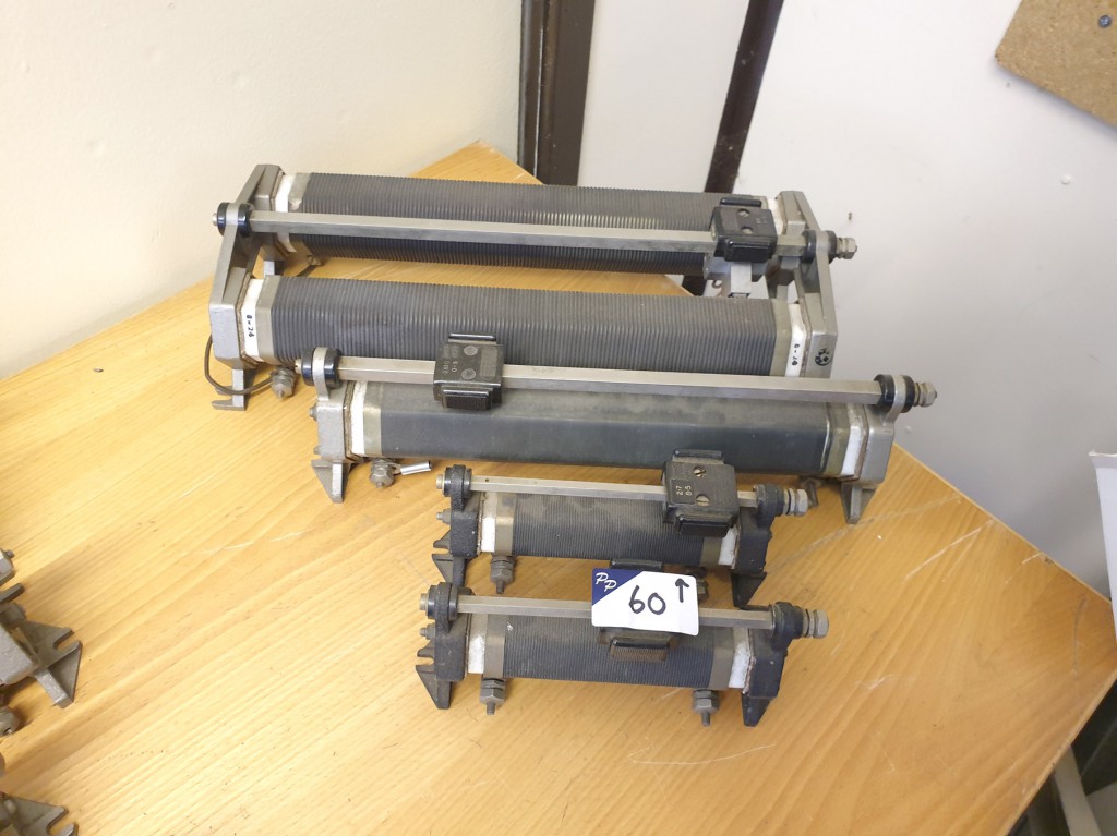 4x various Rheostats (variable resistor)