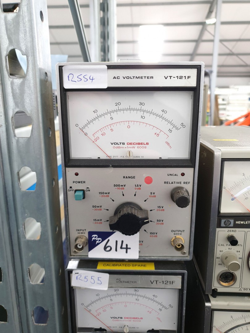 Trio VT121F AC millivoltmeter (R554)