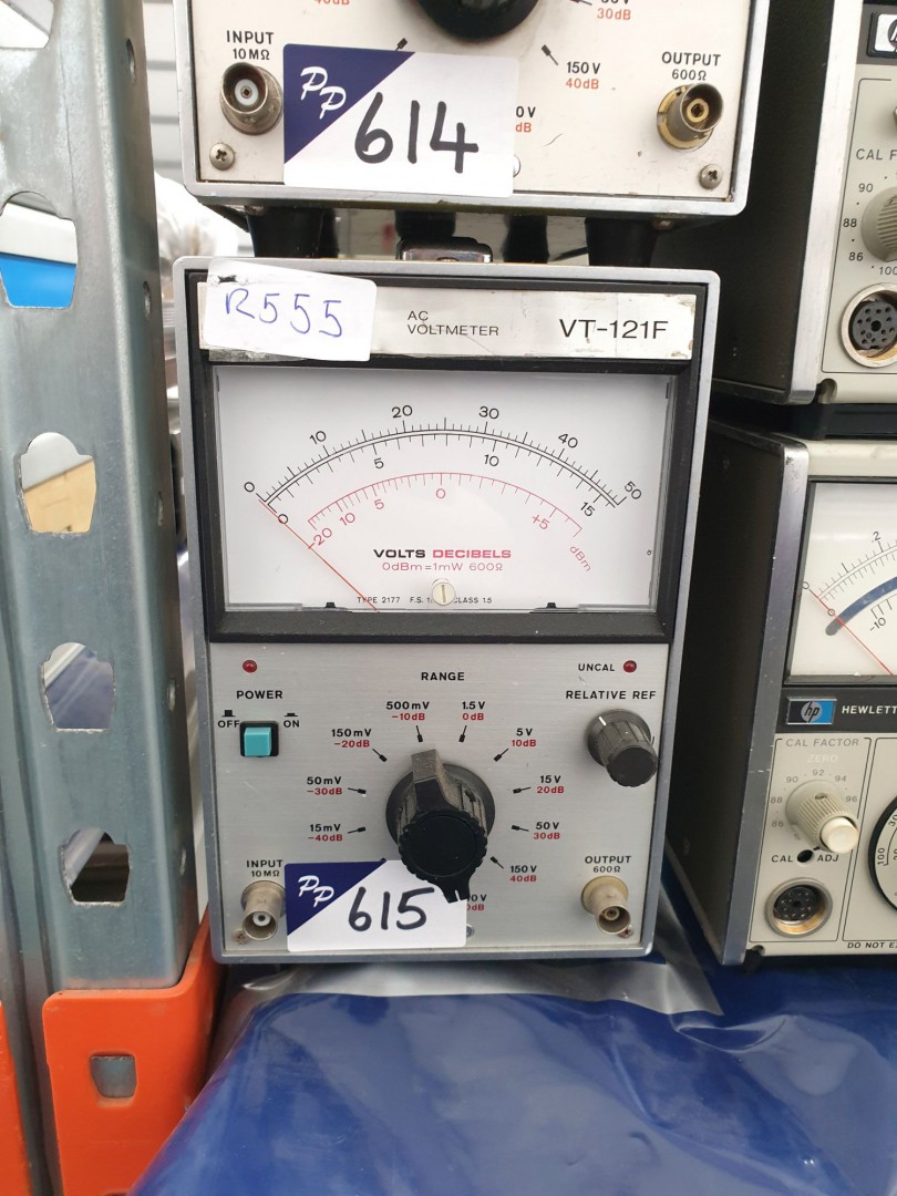 Trio VT121F AC millivoltmeter (R555)