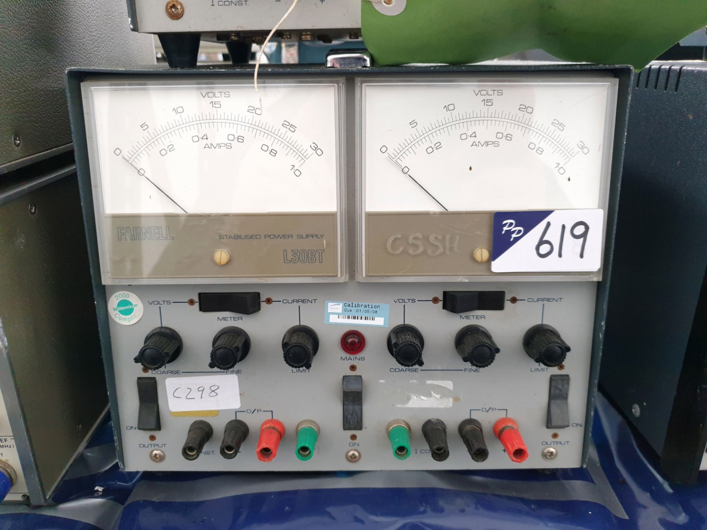 Farnell L30BT twin output PSU, 2x 0-30v / 0-1A (C2...