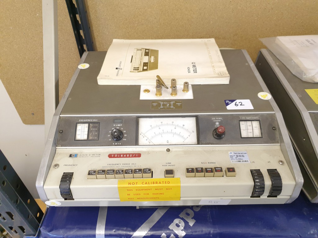 HP 4342A Q meter with manual