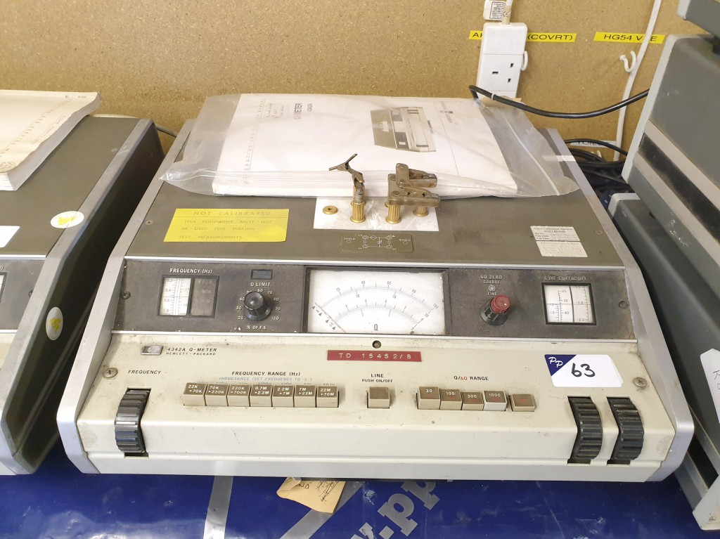 HP 4342A Q meter with manual